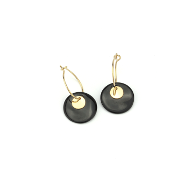 Shell black earrings